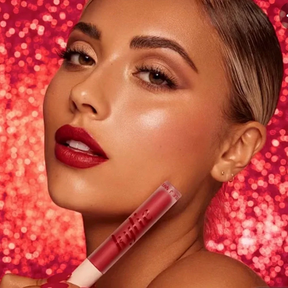 Kylie Cosmetics luxurious lip